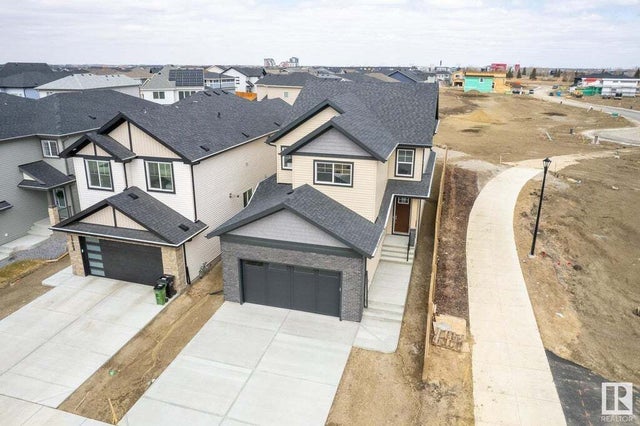 15604 16 Avenue Sw, Edmonton