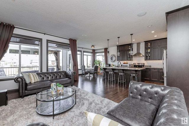 1242 Watt Drive Sw Sw, Edmonton