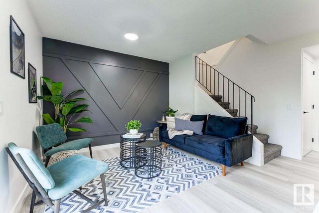 18100 93 Avenue Nw, Edmonton