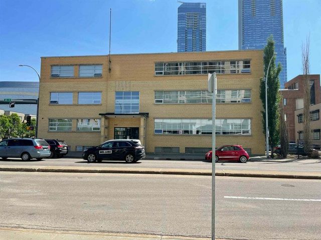 # 106 10355 105 Street Nw, Edmonton
