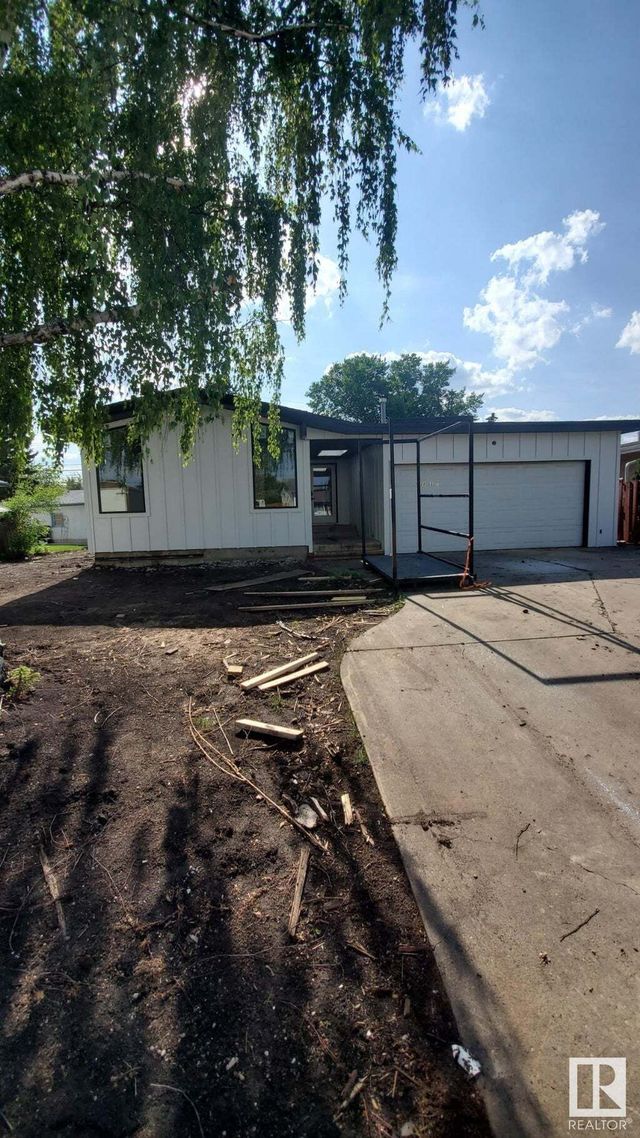 9208 68 Street Nw, Edmonton
