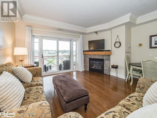 110 Steamship Bay Road Unit# 405, Gravenhurst