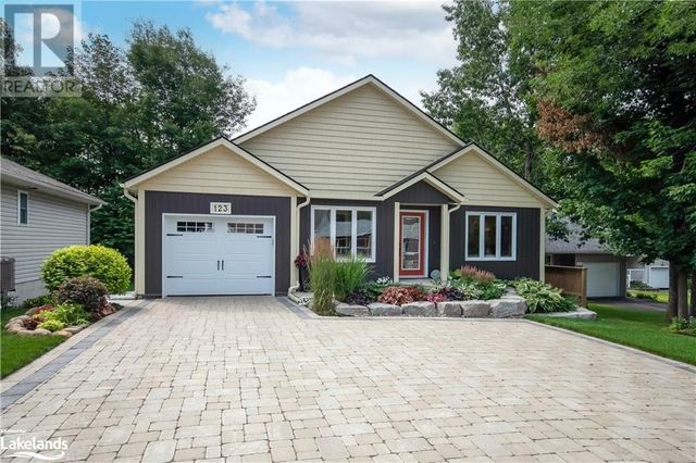 123 Old Muskoka Road Road, Gravenhurst
