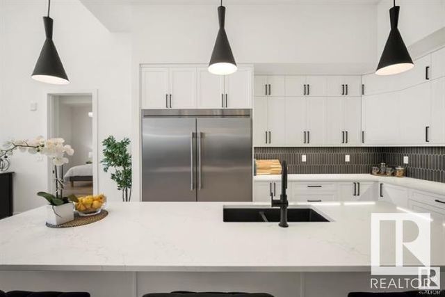 # 1030 200 Bellerose Drive, St. Albert