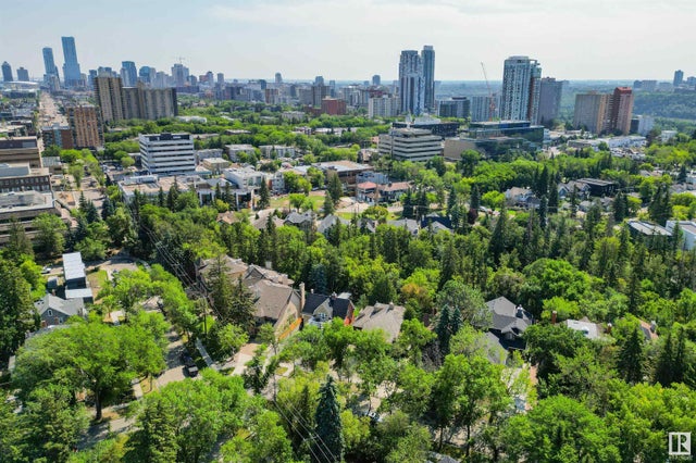 10320 Villa Avenue Nw, Edmonton