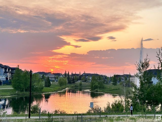 3993 Ginsburg Crescent Nw, Edmonton