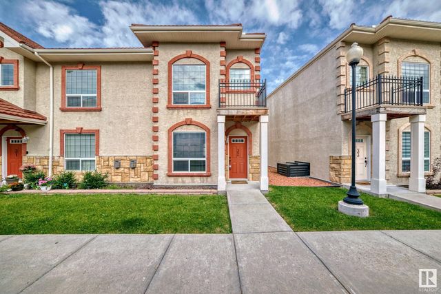 # 32 13825 155 Avenue Nw, Edmonton