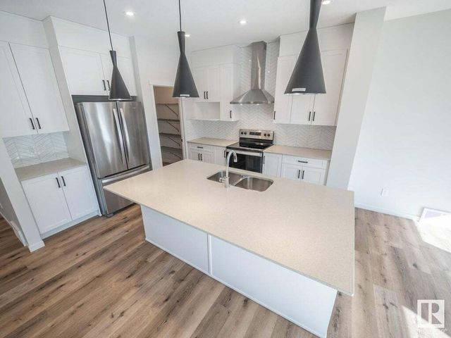2229 192a Street Nw, Edmonton