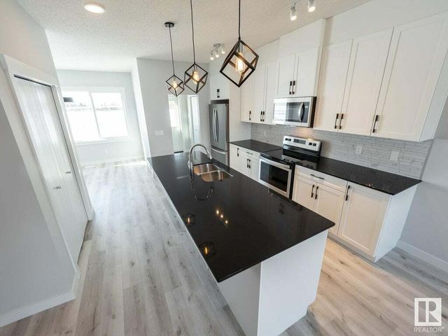 19237 22a Avenue Nw, Edmonton