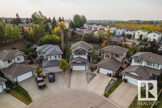 224 Hyndman Crescent Nw, Edmonton