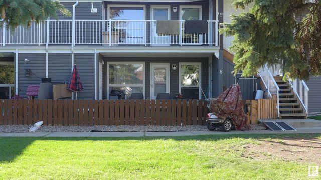 # 8 3111 142 Avenue Nw, Edmonton