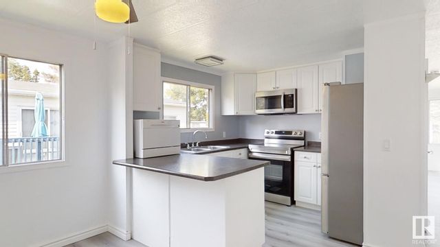 33 Maple Ridge Drive Nw, Edmonton