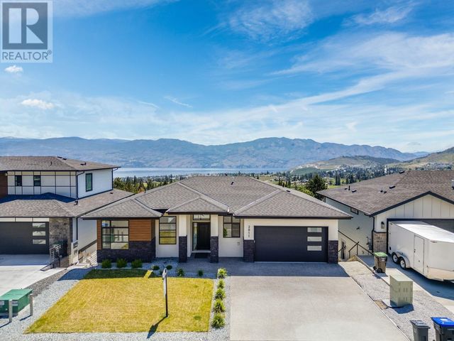 2811 Copper Ridge Drive, West Kelowna