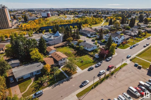 9907 68 Street Nw, Edmonton