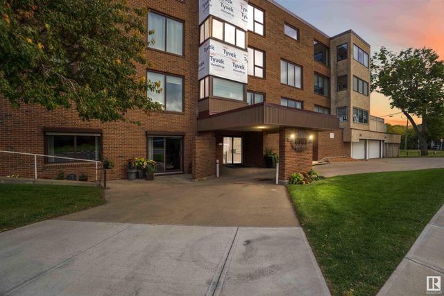 # 305 8707 107 Street Nw, Edmonton