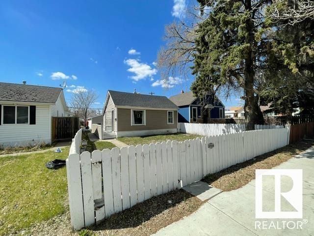 11944 77 Street Nw, Edmonton