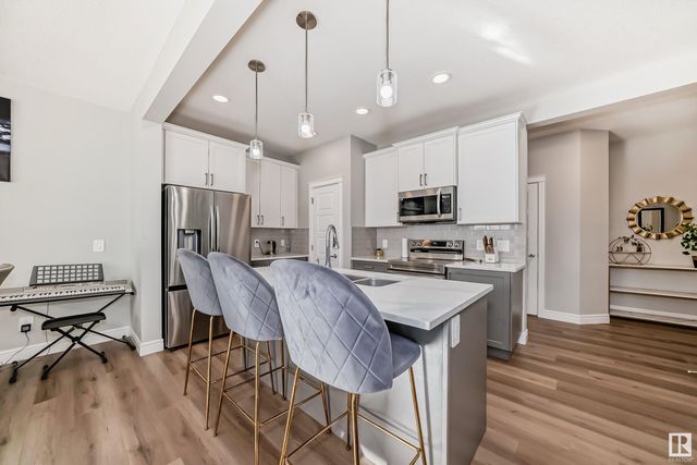1463 Keswick Drive Sw, Edmonton