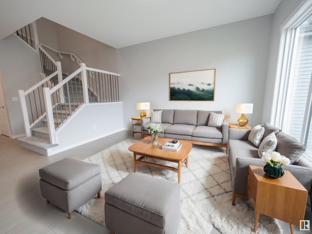 9339 227 Street Nw, Edmonton