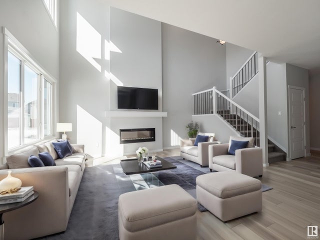 2432 205 Street Nw, Edmonton