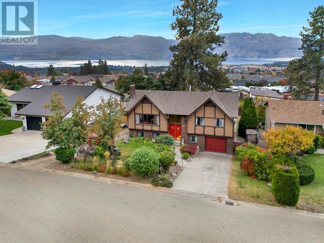 2259 Westville Place, West Kelowna