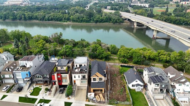9624 99a Street Nw, Edmonton