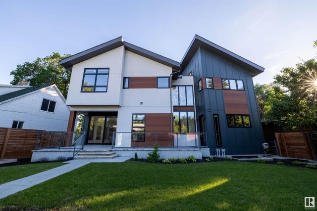 8910 Windsor Road Nw, Edmonton