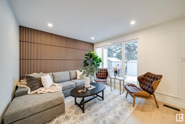 462 Clareview Road Nw, Edmonton