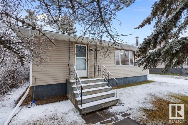 4807 53 Avenue, Tofield