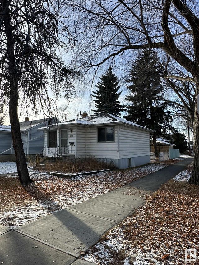 6928 106 Street Nw, Edmonton