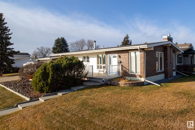 10704 37 Avenue Nw Nw, Edmonton