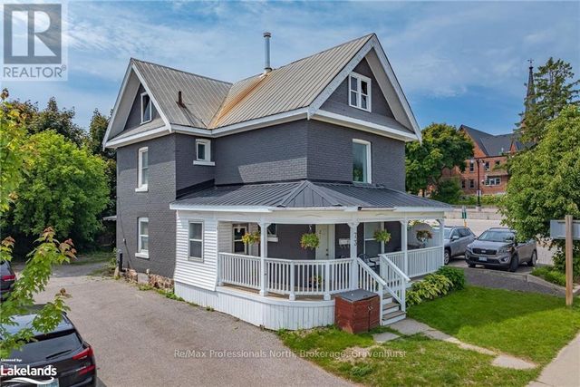 73 Coldwater Street E, Orillia