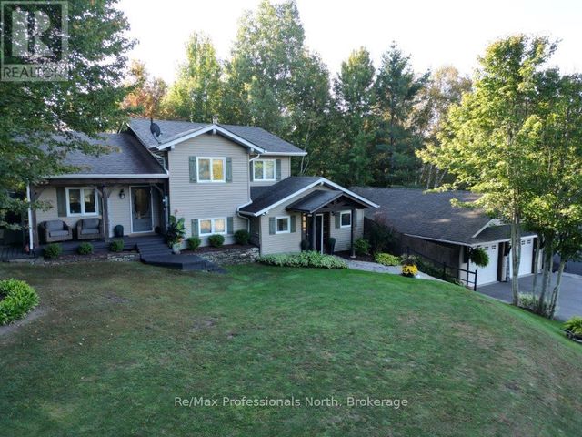 1024 Prentiskoka Heights Road, Minden Hills