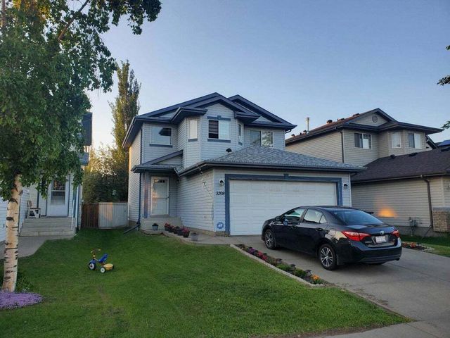 3208 27 Avenue Nw, Edmonton
