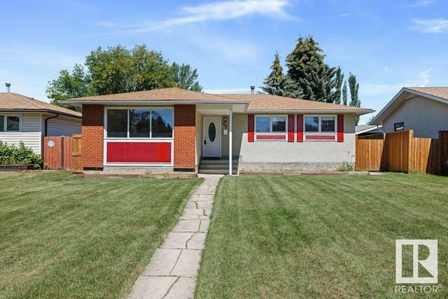 260 Knottwood Road N Nw, Edmonton