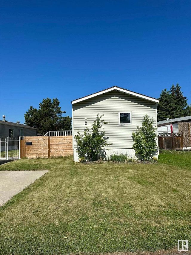 1104 Lake Vista Drive, Sherwood Park