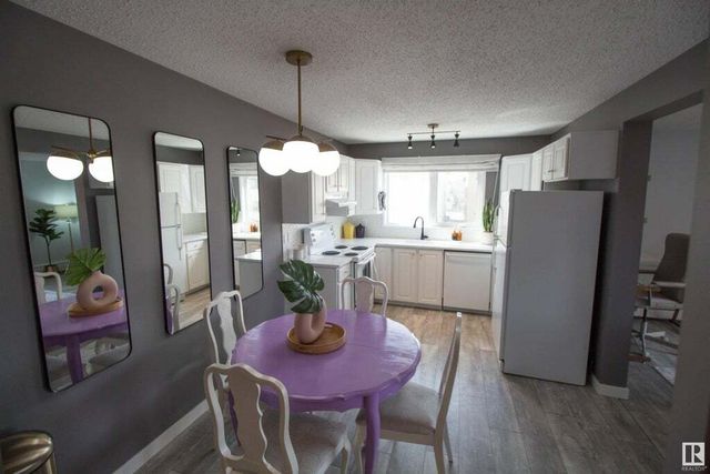 # 38 10208 113 Street Nw, Edmonton
