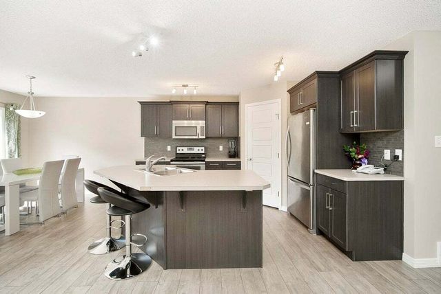 7875 170a Avenue Nw, Edmonton