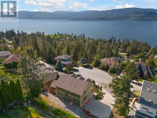 379 Viewcrest Court, Kelowna