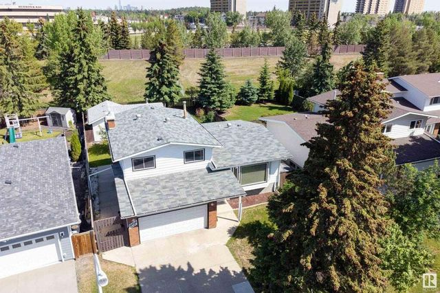 10908 43 Avenue Nw, Edmonton