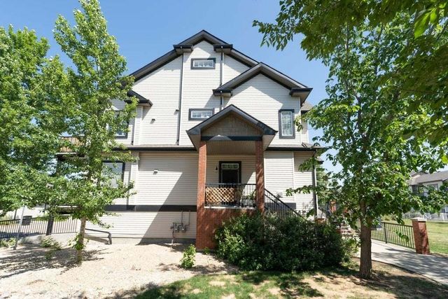 # 36 4821 Terwillegar Cm Nw Nw, Edmonton
