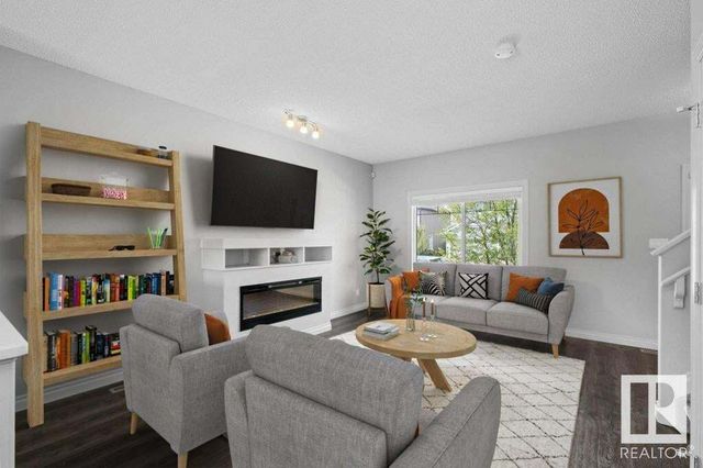 1449 33b Street Nw, Edmonton