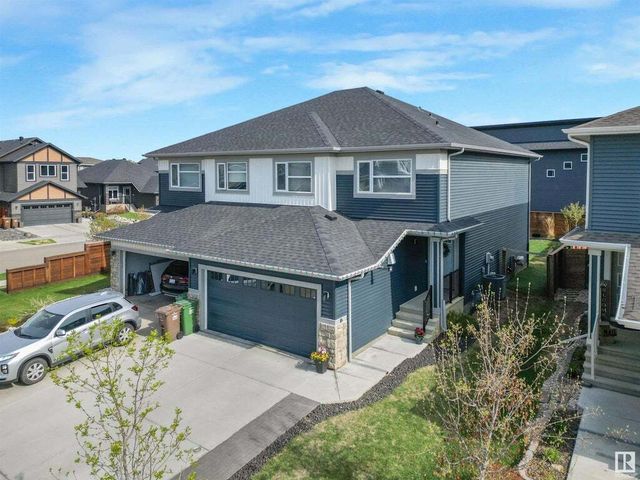 4 Robin Way, St. Albert