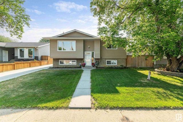 13819 28 Street Nw Nw, Edmonton