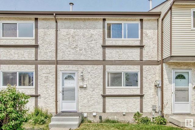 1240 Lakewood Road W Nw, Edmonton