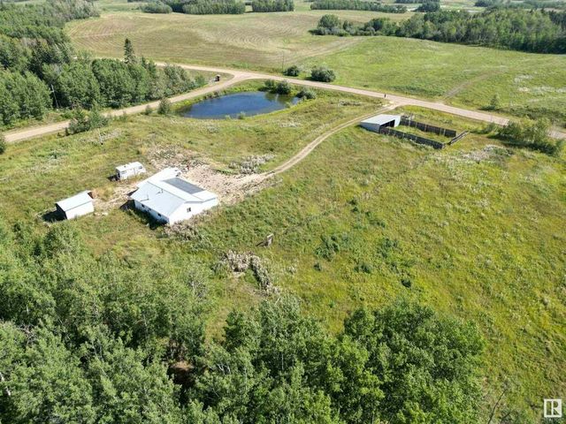 51332 Range Road 202, Rural Beaver County