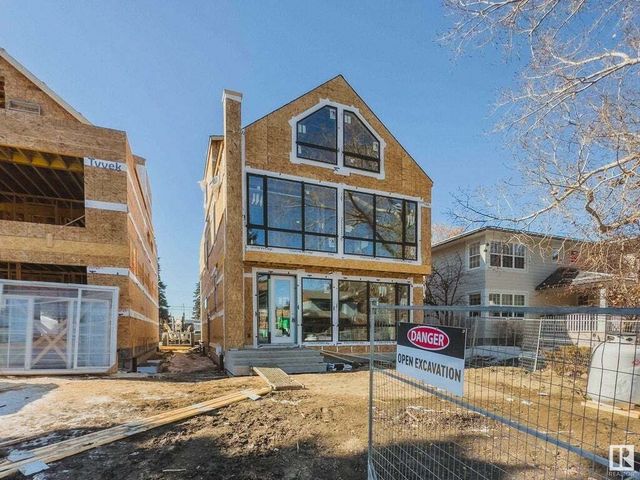 8330 120 Street Nw, Edmonton