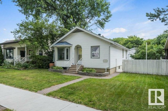 11151 67 Street Nw, Edmonton