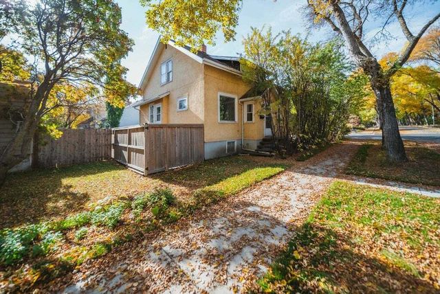 11051 80 Avenue Nw, Edmonton