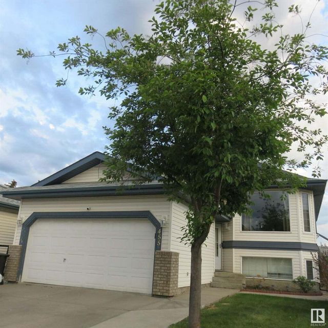 455 Klarvatten Lake Wynd Nw, Edmonton