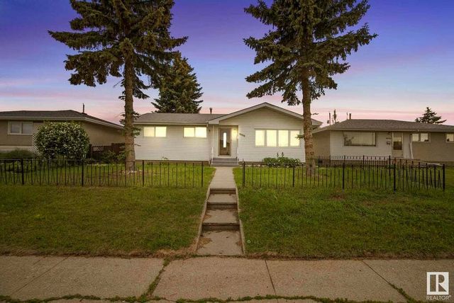 13416 61 Street Nw Nw, Edmonton